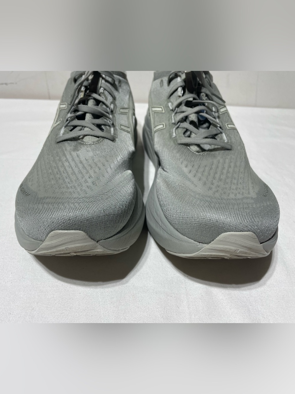 ASICS Gel Nimbus 27 Running Shoes Men’s 13 Seal Gray 1011B958 Road Runner - Picture 3 of 15